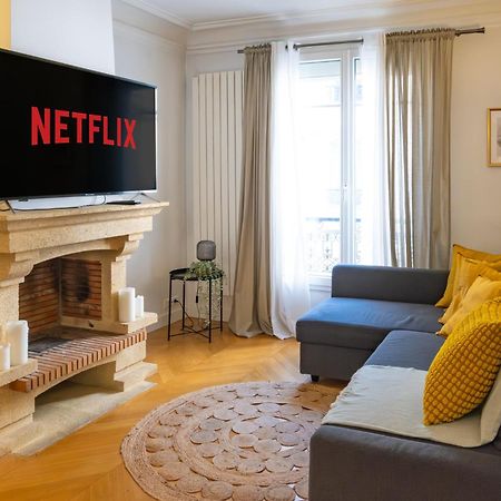 Spacious Apartment For 6 People Париж Екстериор снимка