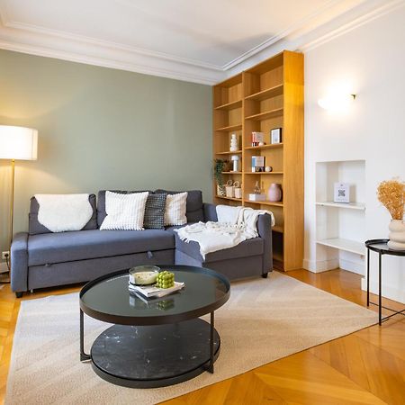 Spacious Apartment For 6 People Париж Екстериор снимка