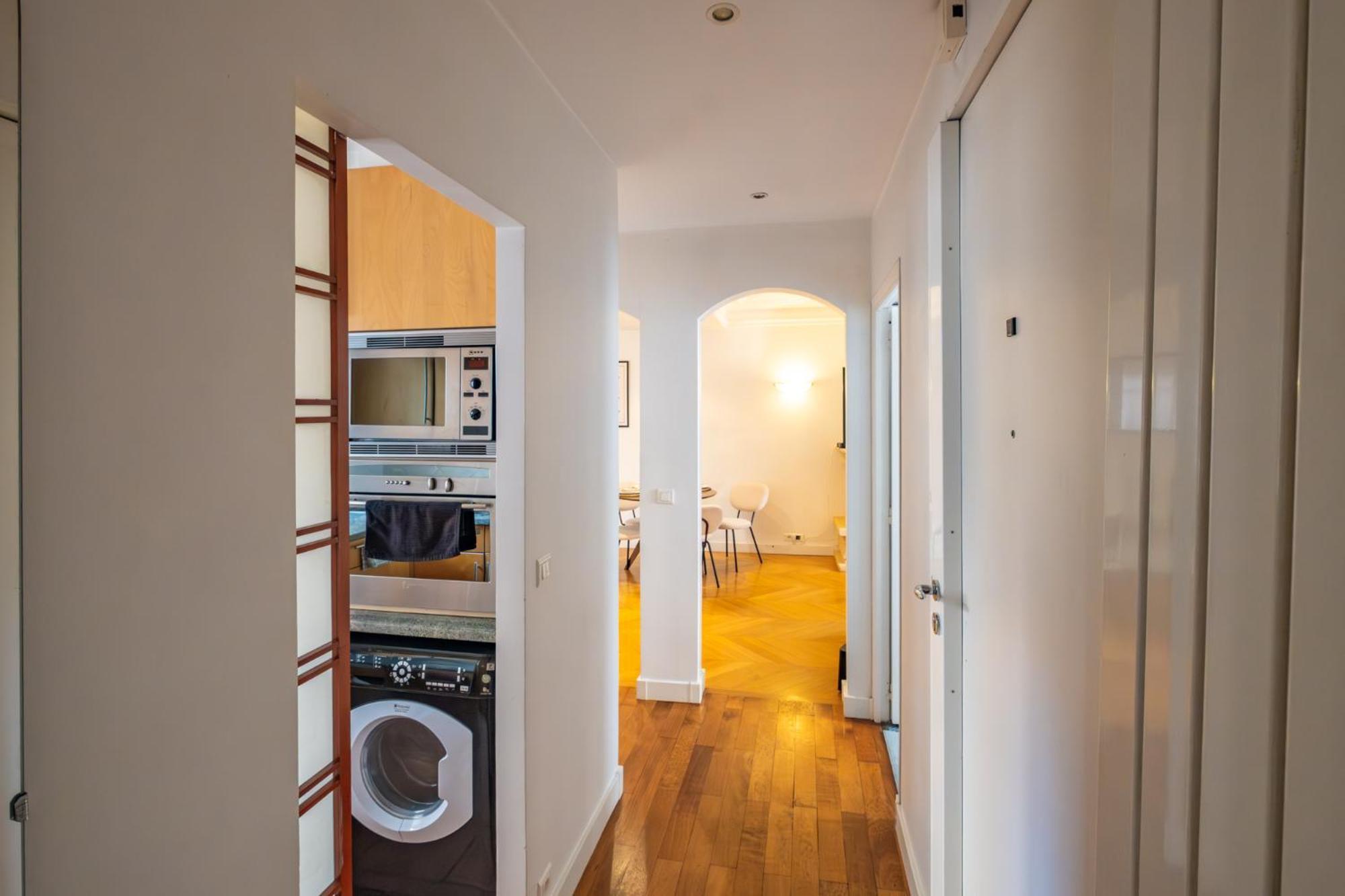 Spacious Apartment For 6 People Париж Екстериор снимка